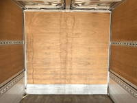 いすゞフォワードアルミウイング中型（4t）[写真15]