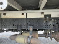 いすゞフォワードアルミウイング中型（4t）[写真23]