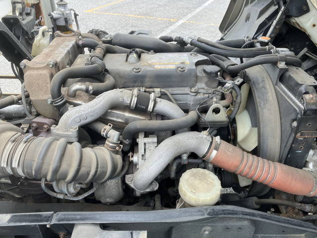 いすゞフォワードアルミウイング中型（4t）[写真26]