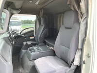 いすゞフォワードアルミウイング中型（4t）[写真31]