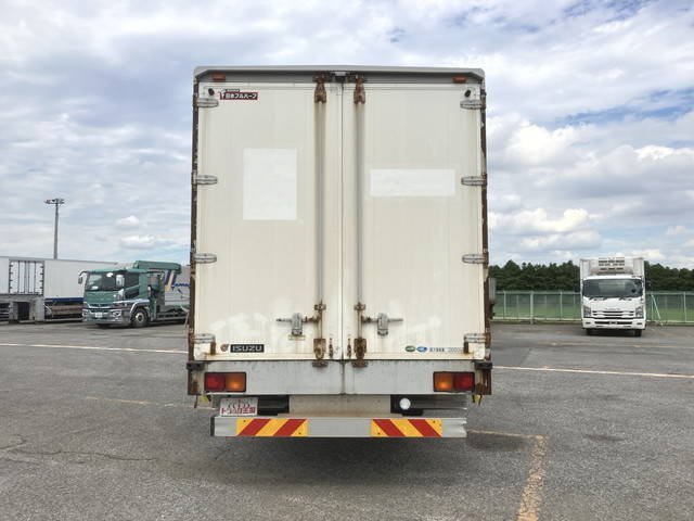 いすゞフォワードアルミウイング中型（4t）[写真09]