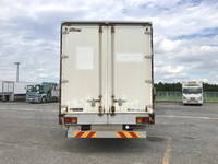 いすゞフォワードアルミウイング中型（4t）[写真10]