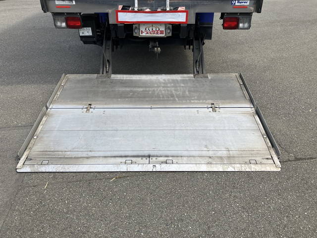 日野レンジャー冷凍車（冷蔵車）中型（4t）[写真17]