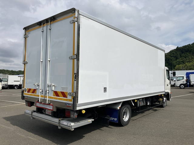 日野レンジャー冷凍車（冷蔵車）中型（4t）[写真02]