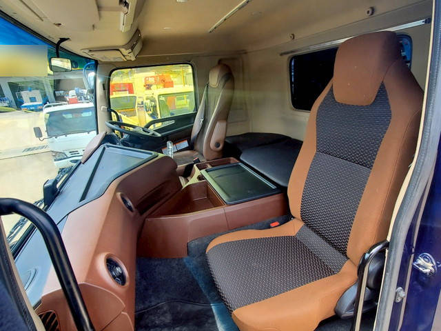 日野プロフィアダンプ大型（10t）[写真17]