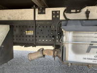 いすゞフォワード冷凍車（冷蔵車）中型（4t）[写真23]