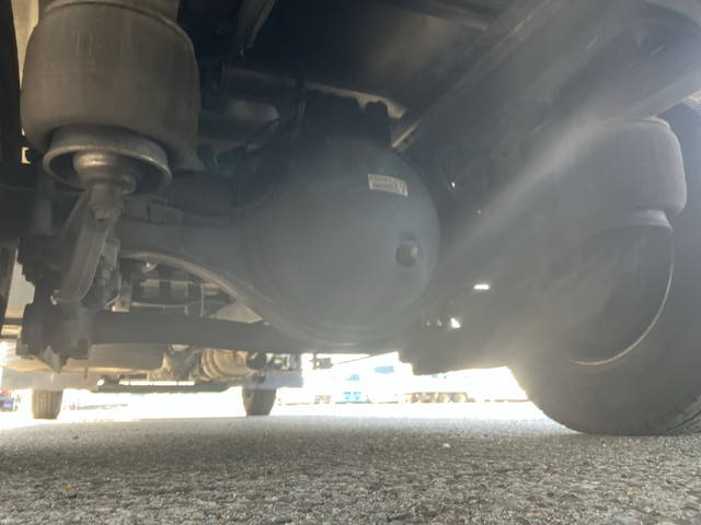 いすゞフォワード冷凍車（冷蔵車）中型（4t）[写真26]