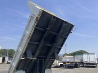 三菱ふそうキャンターダンプ小型（2t・3t）[写真16]