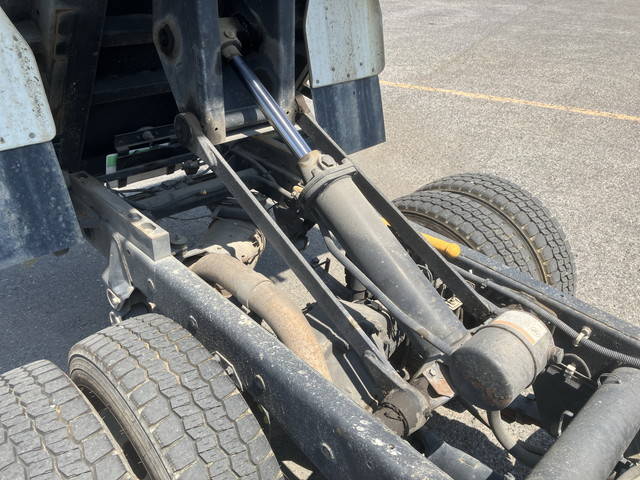 三菱ふそうキャンターダンプ小型（2t・3t）[写真17]