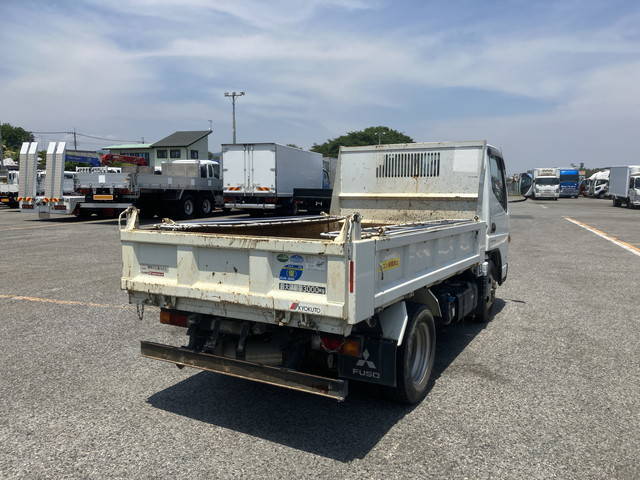 三菱ふそうキャンターダンプ小型（2t・3t）[写真02]