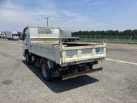 三菱ふそうキャンターダンプ小型（2t・3t）[写真05]