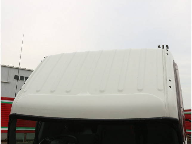 トヨタトヨエース平ボディ小型（2t・3t）[写真12]