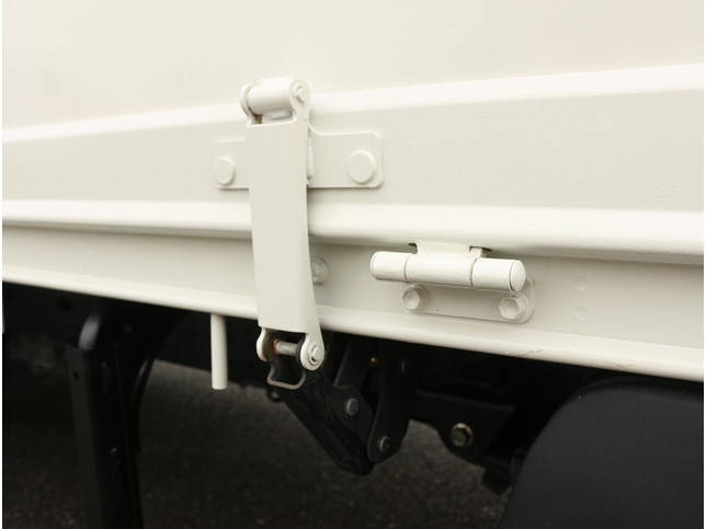 トヨタトヨエース平ボディ小型（2t・3t）[写真13]