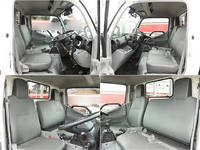 トヨタトヨエース平ボディ小型（2t・3t）[写真15]