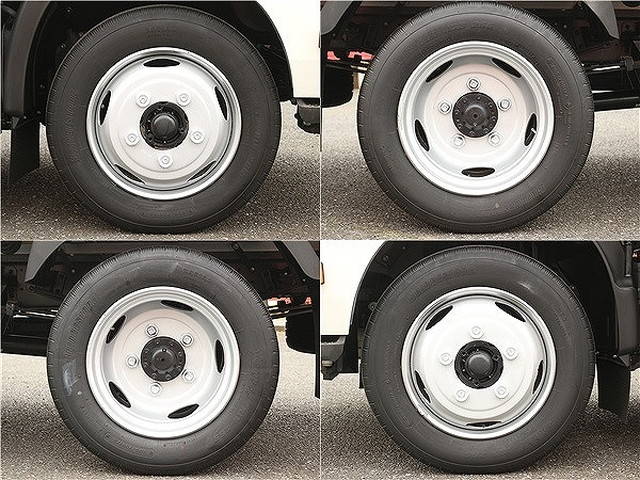 トヨタトヨエース平ボディ小型（2t・3t）[写真19]