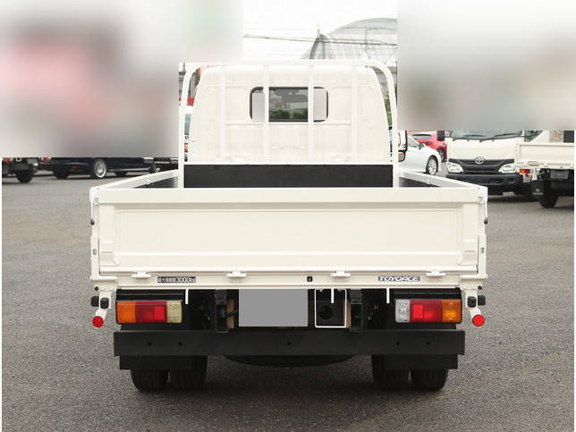 トヨタトヨエース平ボディ小型（2t・3t）[写真05]