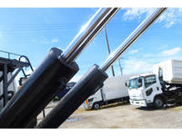 三菱ふそうファイターコンテナ専用車増トン（6t・8t）[写真19]