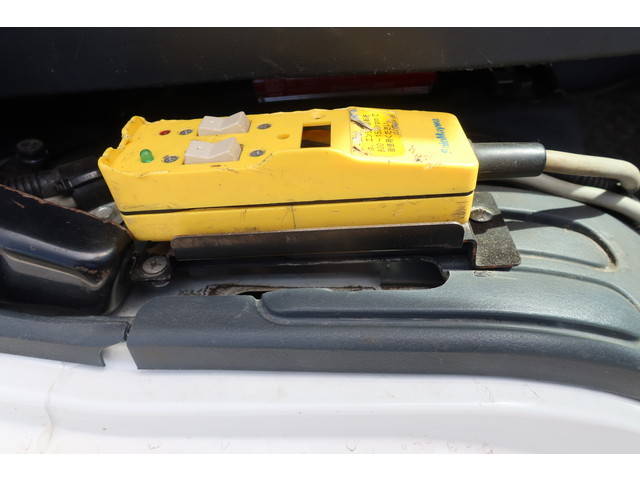 三菱ふそうファイターコンテナ専用車増トン（6t・8t）[写真29]