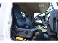 三菱ふそうファイターコンテナ専用車増トン（6t・8t）[写真31]