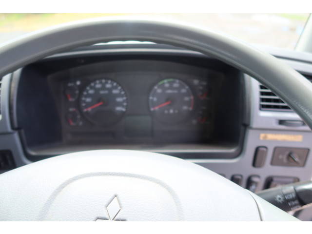 三菱ふそうファイターコンテナ専用車増トン（6t・8t）[写真31]