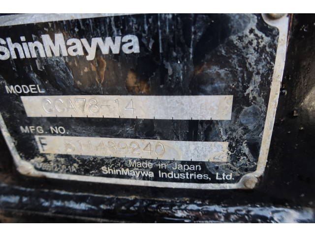 三菱ふそうファイターコンテナ専用車増トン（6t・8t）[写真09]