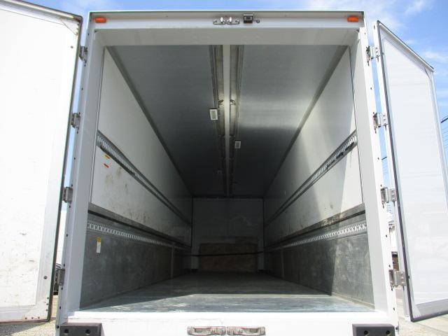 三菱ふそうスーパーグレートアルミウイング大型（10t）[写真14]