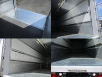 三菱ふそうスーパーグレートアルミウイング大型（10t）[写真17]