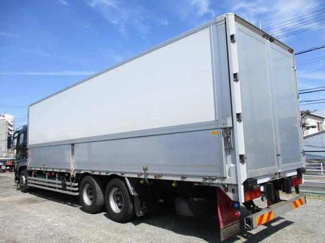 三菱ふそうスーパーグレートアルミウイング大型（10t）[写真05]