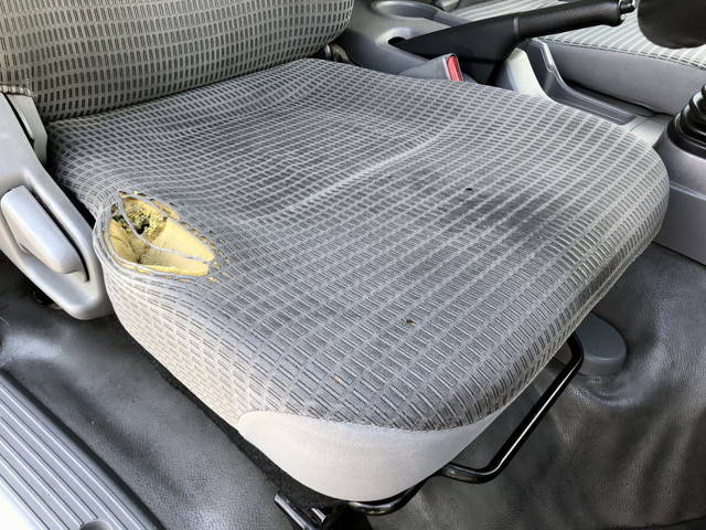 日野デュトロ冷凍車（冷蔵車）小型（2t・3t）[写真27]