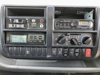 日野デュトロ冷凍車（冷蔵車）小型（2t・3t）[写真32]