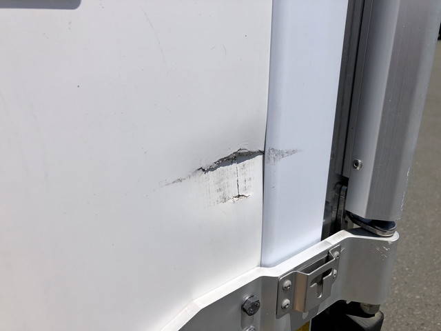 日野デュトロ冷凍車（冷蔵車）小型（2t・3t）[写真40]