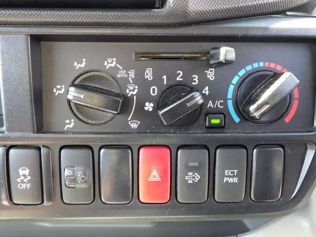 トヨタダイナアルミバン小型（2t・3t）[写真11]