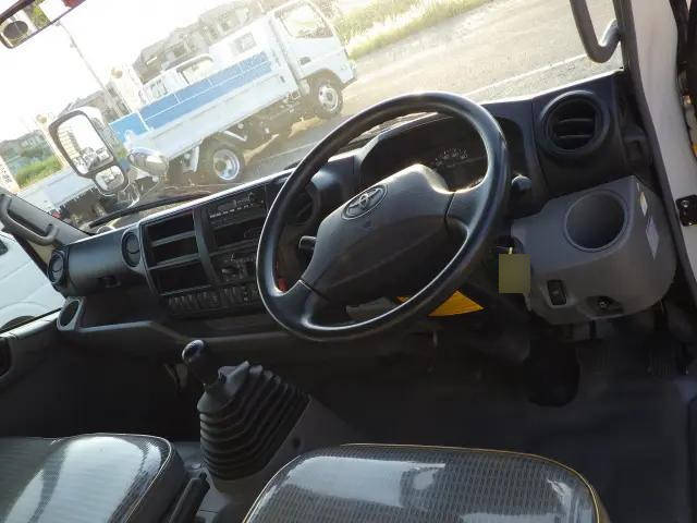 トヨタダイナクレーン3段小型（2t・3t）[写真29]