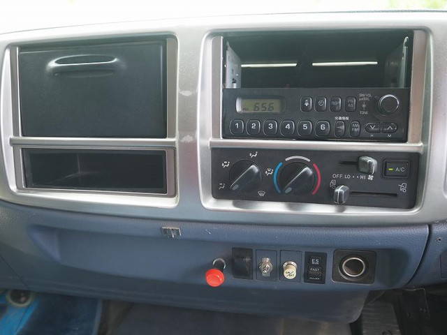 日野レンジャーダンプ中型（4t）[写真37]