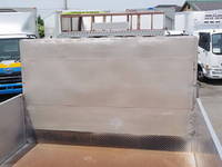 三菱ふそうファイターアルミブロック増トン（6t・8t）[写真12]