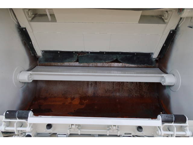 日野デュトロパッカー車（塵芥車）小型（2t・3t）[写真14]