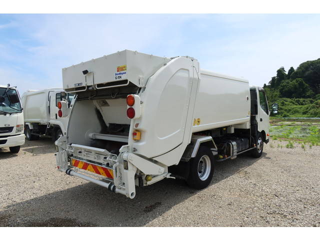 日野デュトロパッカー車（塵芥車）小型（2t・3t）[写真02]