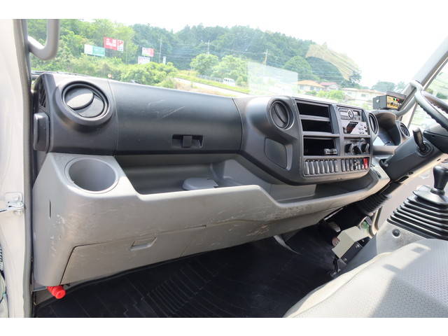 日野デュトロパッカー車（塵芥車）小型（2t・3t）[写真35]