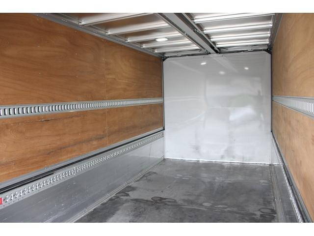 UDトラックスコンドルアルミウイング中型（4t）[写真14]