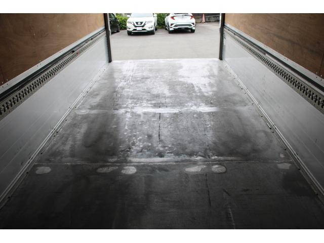 UDトラックスコンドルアルミウイング中型（4t）[写真16]