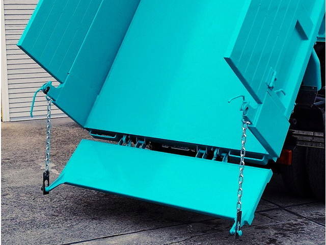 トヨタトヨエースダンプ小型（2t・3t）[写真18]