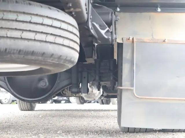 いすゞエルフセーフティローダー小型（2t・3t）[写真26]