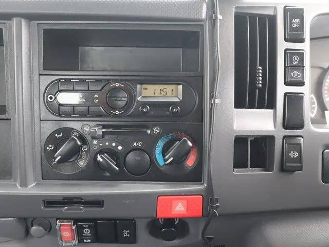 いすゞエルフセーフティローダー小型（2t・3t）[写真35]