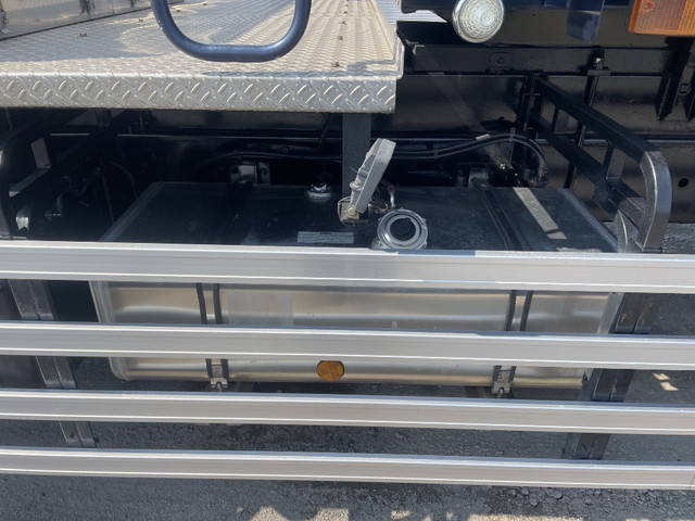 日野プロフィア深ダンプ（土砂禁ダンプ）大型（10t）[写真17]