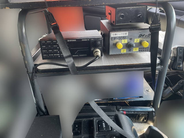 日野プロフィア深ダンプ（土砂禁ダンプ）大型（10t）[写真33]