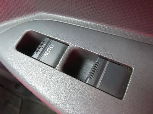 いすゞフォワードアルミブロック中型（4t）[写真18]