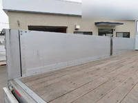 いすゞフォワードアルミブロック中型（4t）[写真22]