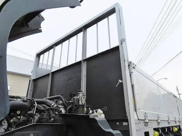 いすゞフォワードアルミブロック中型（4t）[写真25]