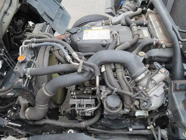 いすゞフォワードアルミブロック中型（4t）[写真27]