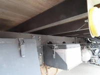 いすゞフォワードアルミブロック中型（4t）[写真32]